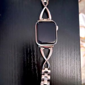 Apple series 5 silver.